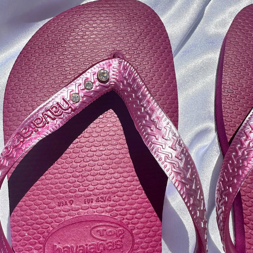 Havaianas Pink Rhinestone Flip Flops